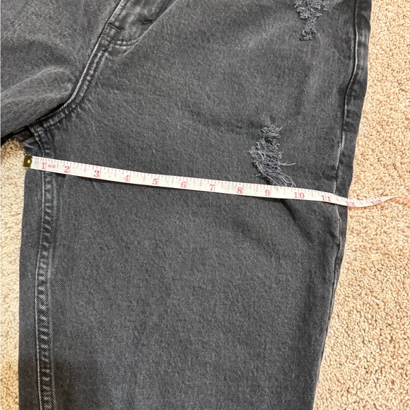 Abercrombie Curve Love 90s Straight Ultra High Rise 29/8 Ripped Black Jeans - Picture 9 of 14